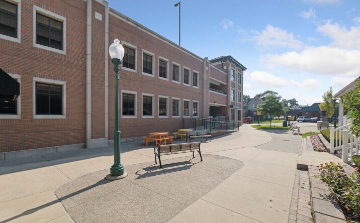 Pictures of Retail, Office property located at 127 West University Drive, Rochester, MI 48307 for sales - image #1