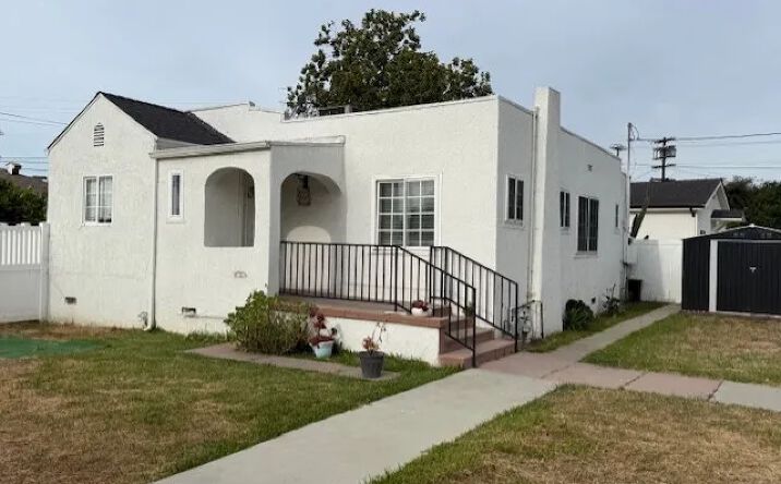 Pictures of Multifamily property located at 7737 Ferncola Avenue, Sun Valley, CA 91352 for sales - image #1