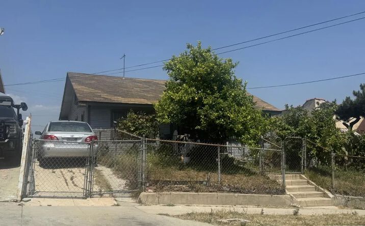 Pictures of Multifamily property located at 2829 Blanchard Street, Los Angeles, CA 90033 for sales - image #1