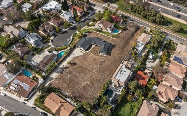 Pictures of Land property located at 5164 N Faris, Woodland Hills, CA 91364 for sales - image #1