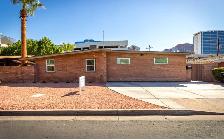 Pictures of Office property located at 207 E. Monterey Way, Phoenix, AZ 85012 for sales - image #1
