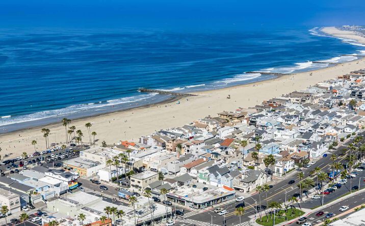 Pictures of Retail property located at 125 23RD ST NEWPORT BEACH CA 92663, NEWPORT BEACH, CA 92663 for sales - image #1