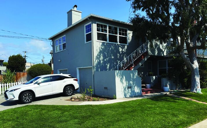 Pictures of Multifamily property located at 34 W 38th Avenue, San Mateo, CA 94403 for sales - image #1