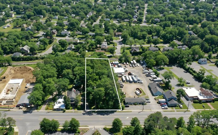 Pictures of Land property located at 110 E Montauk Highway, Hampton Bays, NY 11946 for sales - image #1