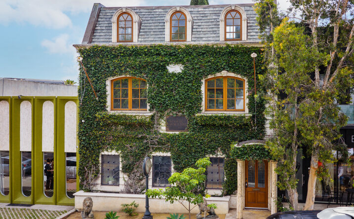 Pictures of Retail, Office, Mixed Use property located at 8752 Holloway Drive, West Hollywood, CA 90069 for sales - image #1