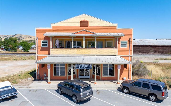Pictures of Retail, Multifamily, Mixed Use property located at 1470 Mission, San Miguel, CA 93451 for sales - image #1