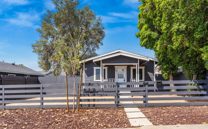 Pictures of Multifamily property located at 3546-3552 47TH ST, SAN DIEGO, CA 92105 for sales - image #1