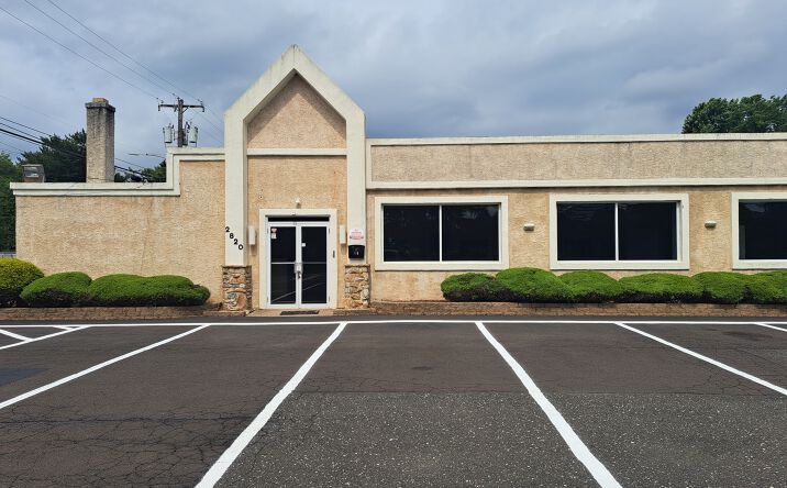 Pictures of Retail, Industrial property located at 2820 Old Lincoln Highway, Trevose, PA 19053 for sales - image #1