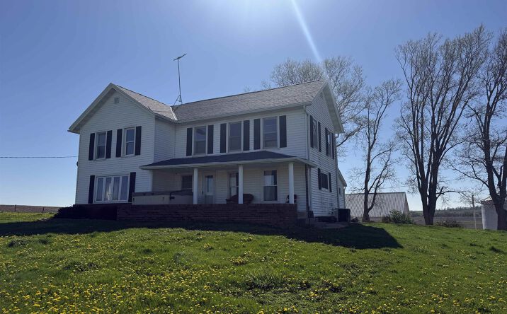 Pictures of Land property located at 3434 Hwy T47, Montour, IA 50173 for sales - image #1