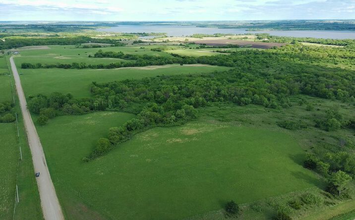 Pictures of Land property located at S Hwy 170, Osage City, KS 66523 for sales - image #1