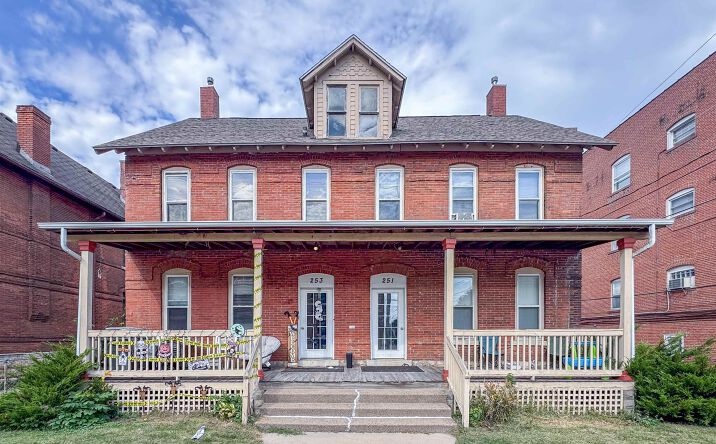 Pictures of Multifamily property located at 251 W 17th Street #253 West 17th St, Dubuque, IA 52001 for sales - image #1