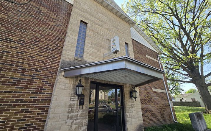 Pictures of Special Purpose property located at 2215 Garfield Ave, Terre Haute, IN 47804 for sales - image #1