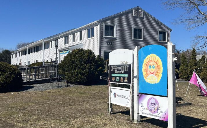 Pictures of Office property located at 254 Shore Road, Pocasset, MA 02559 for sales - image #1