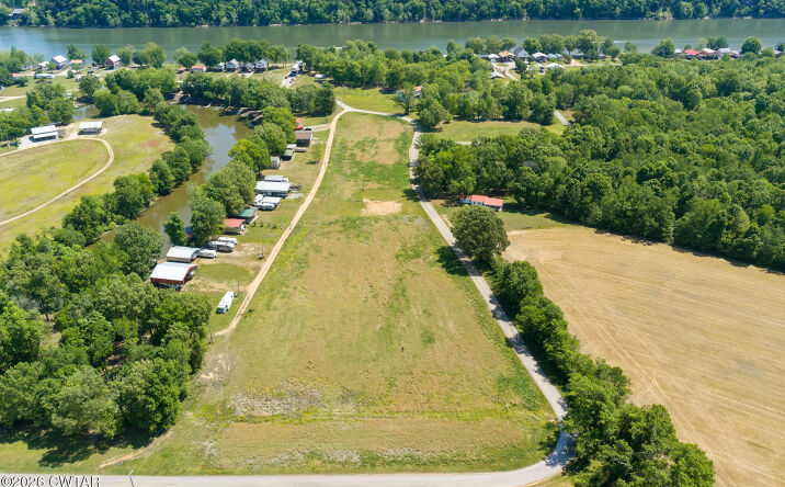 Pictures of Land property located at Pevahouse Camp Lane, Decaturville, TN 38329 for sales - image #1