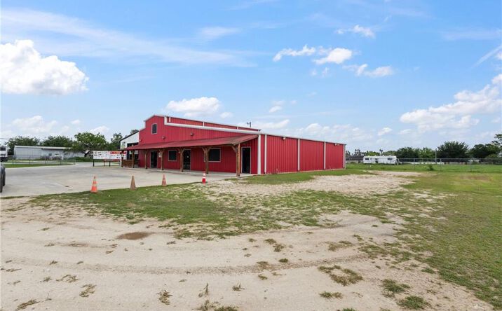 Pictures of Office, Retail property located at 6918 N Terry Road, Edinburg, TX 78542 for sales - image #1