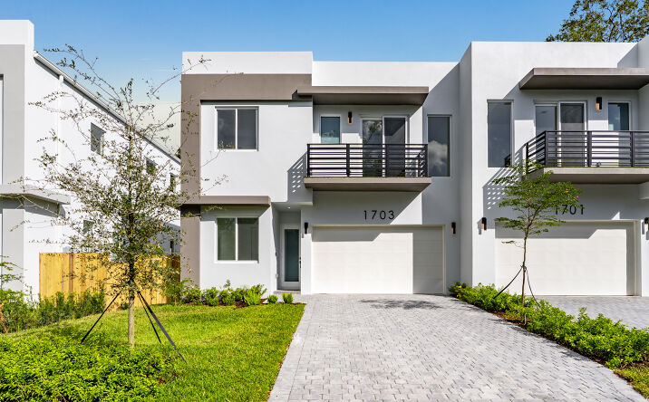 Pictures of Retail, Multifamily property located at 1703 Southwest 23rd Street, Fort Lauderdale, FL 33315 for sales - image #1