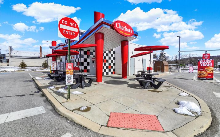 Pictures of Retail property located at 4315 North George Street Extension, Manchester, PA 17345 for sales - image #1