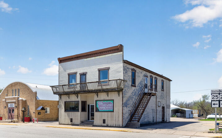 Pictures of Retail, Office, Mixed Use property located at S101 North Main Street, Nelson, WI 54756 for sales - image #1