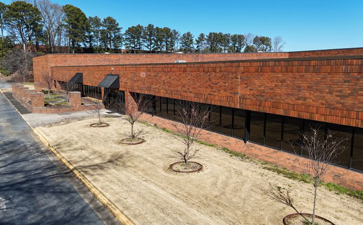 Pictures of Industrial property located at 4245 INTERNATIONAL BLVD, NORCROSS, GA 30093-3222 for sales - image #1
