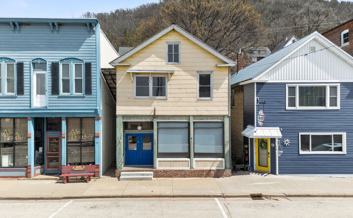 Pictures of Retail, Office, Mixed Use property located at 117 North Main Street, Alma, WI 54610 for sales - image #1