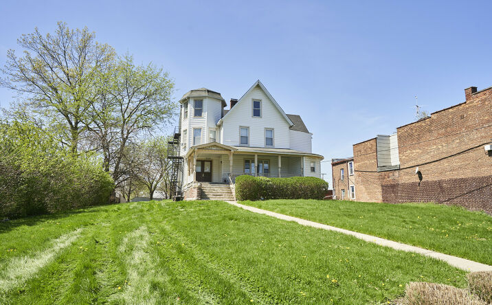 3634 Bosworth Rd, Cleveland