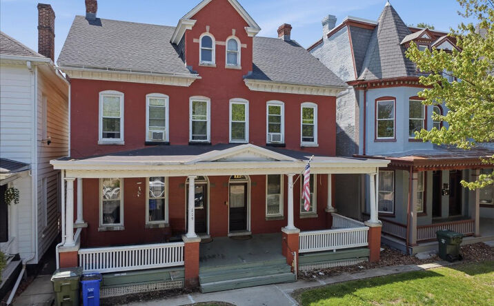 Pictures of Multifamily property located at 117 BROADWAY, HAGERSTOWN, MD 21740 for sales - image #1