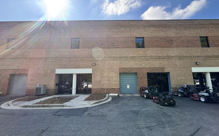 Pictures of Industrial property located at 1244 Ritchie Hwy,, Arnold, MD 21012 for sales - image #1