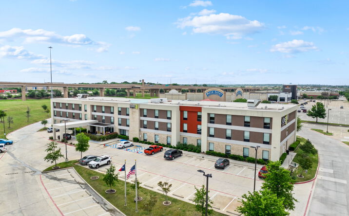 Pictures of Hospitality property located at 5401 Southwest Loop 820, Fort Worth, TX 76132 for sales - image #1