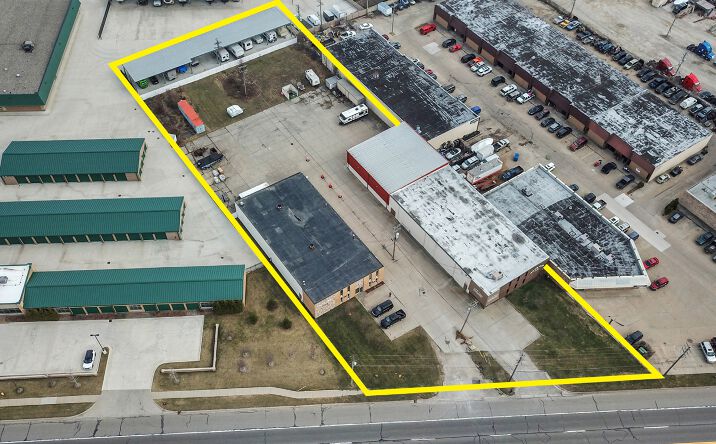 34034 Groesbeck Highway, Clinton Township