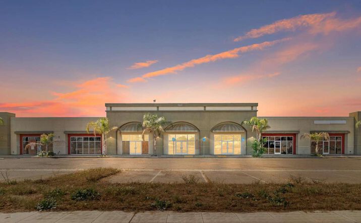 Pictures of Land, Industrial, Retail property located at 2621 S. Chestnut Avenue, Fresno, CA 93725 for sales - image #1