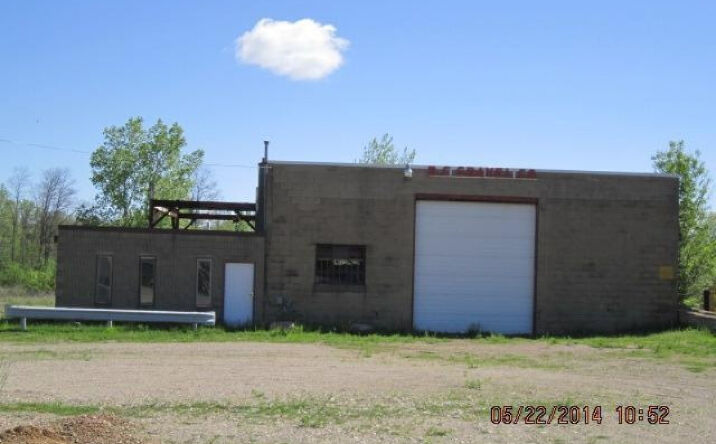 image of property at 3950 W DICKMAN RD Springfield MI 49037-7550
