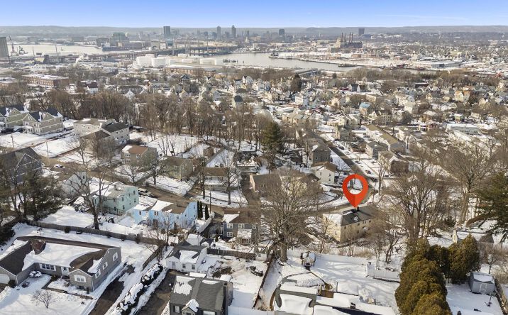Pictures of Multifamily property located at 54 JUDITH TER, NEW HAVEN, CT 06513 for sales - image #1