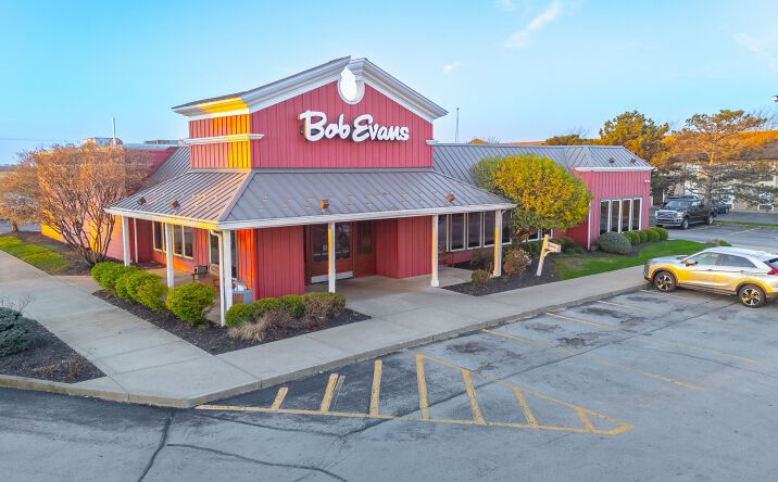 Pictures of Retail property located at 11477 Allen Road, Jeffersonville, OH 43128 for sales - image #1