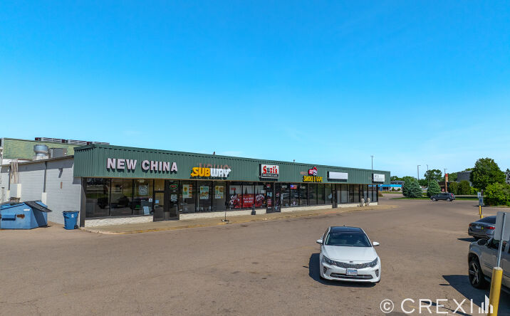 Pictures of Retail property located at 1800 N Bloomington St, Streator, IL 61364 for sales - image #1