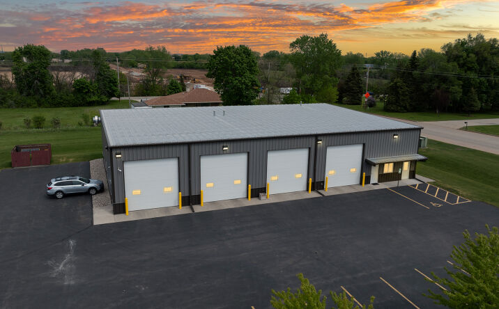 Pictures of Industrial property located at 3160 W FERNAU Court, Oshkosh, WI 54901 for sales - image #1