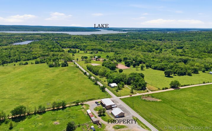 Pictures of Retail, Business for Sale property located at 15994 North Clear Creek Road, Hulbert, OK 74441 for sales - image #1