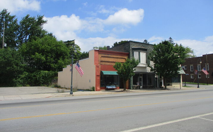 Pictures of Retail, Office, Industrial, Special Purpose property located at 425 E Main Street, Edmore, MI 48829 for sales - image #1