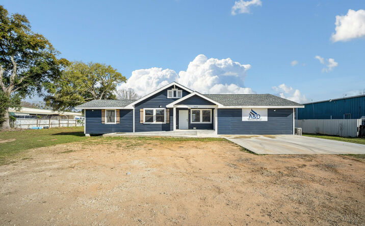 Pictures of Office, Industrial property located at 7970 Tanner Williams Rd, Mobile, AL 36608 for sales - image #1