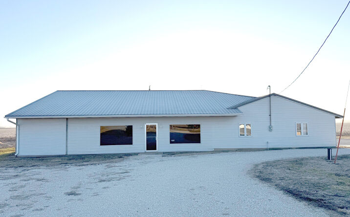 Pictures of Retail, Office, Industrial property located at 23396 120TH AVE, MEDIAPOLIS, IA 52637-9140 for sales - image #1