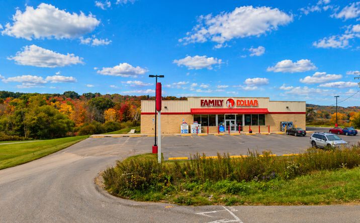 Pictures of Retail property located at 444 Butler St, Clintonville, PA 16372 for sales - image #1