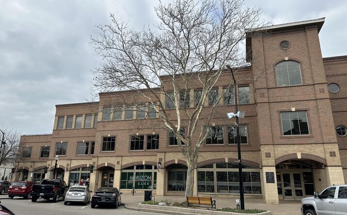 Pictures of Office property located at 85 E 8th Street 210 #210, 230, Holland, MI 49423 for sales - image #1