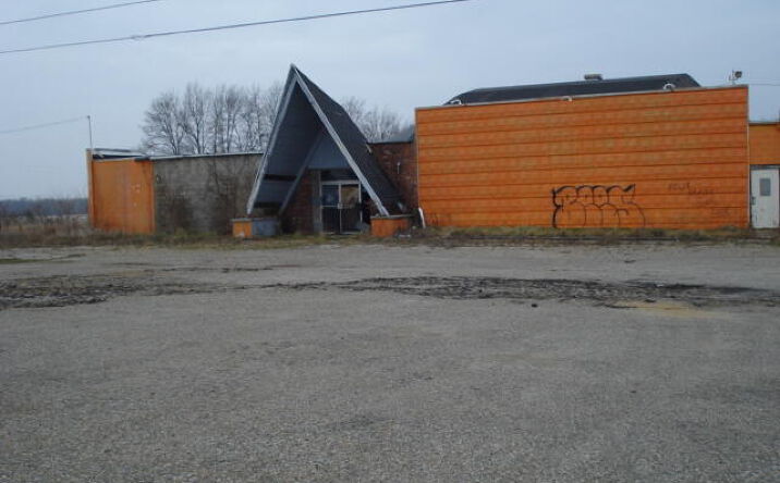 Pictures of Retail property located at 6055 N M 99 N, Homer, MI 49245 for sales - image #1