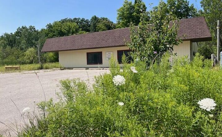 image of property at 8603 WATER ST Montague MI 49437-1396