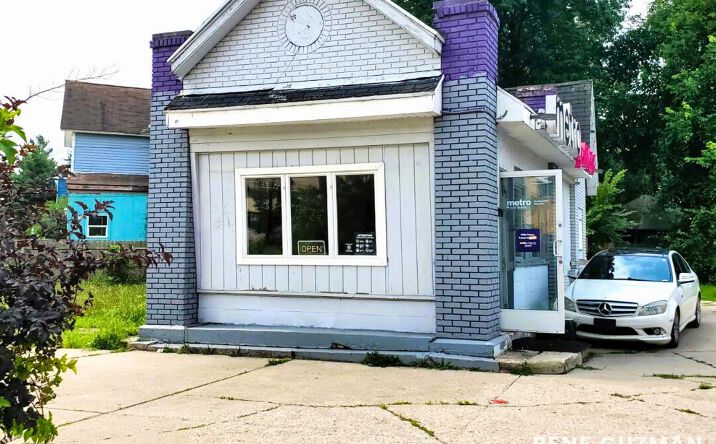 Pictures of Retail property located at 40 Martin Luther King Jr Street SE, Grand Rapids, MI 49507 for sales - image #1