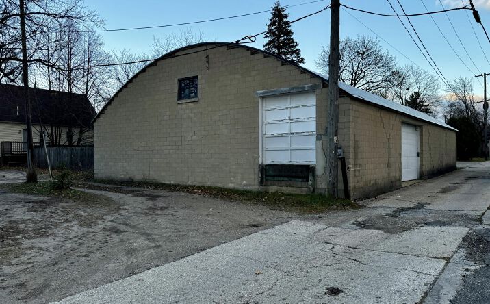 Pictures of Industrial property located at 115 1/2 E Nelson Street, Cadillac, MI 49601 for sales - image #1