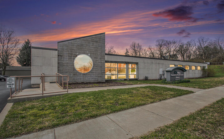 Pictures of Office property located at 122 Grant Street Street, Niles, MI 49120 for sales - image #1