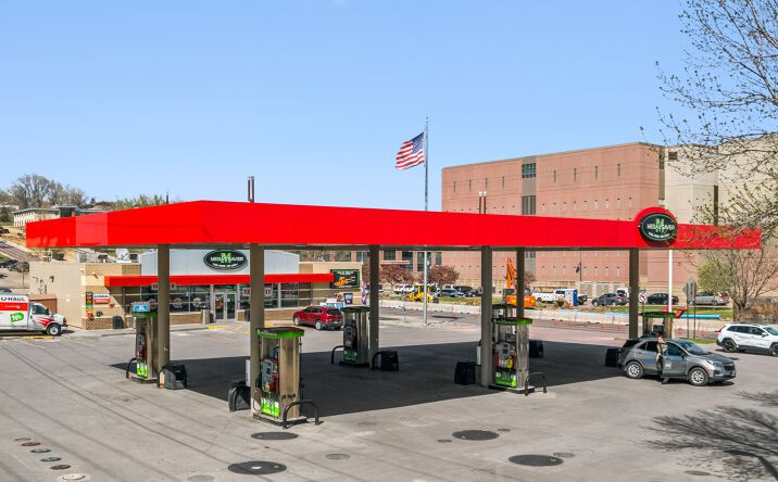 Pictures of Retail property located at 501 North Minnesota Avenue, Sioux Falls, SD 57104 for sales - image #1