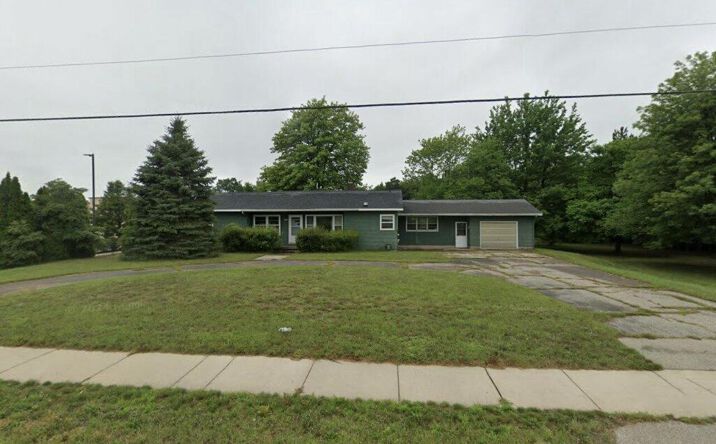 Pictures of Business for Sale, Office, Retail property located at 4895 Harvey Street, Norton Shores, MI 49444 for sales - image #1