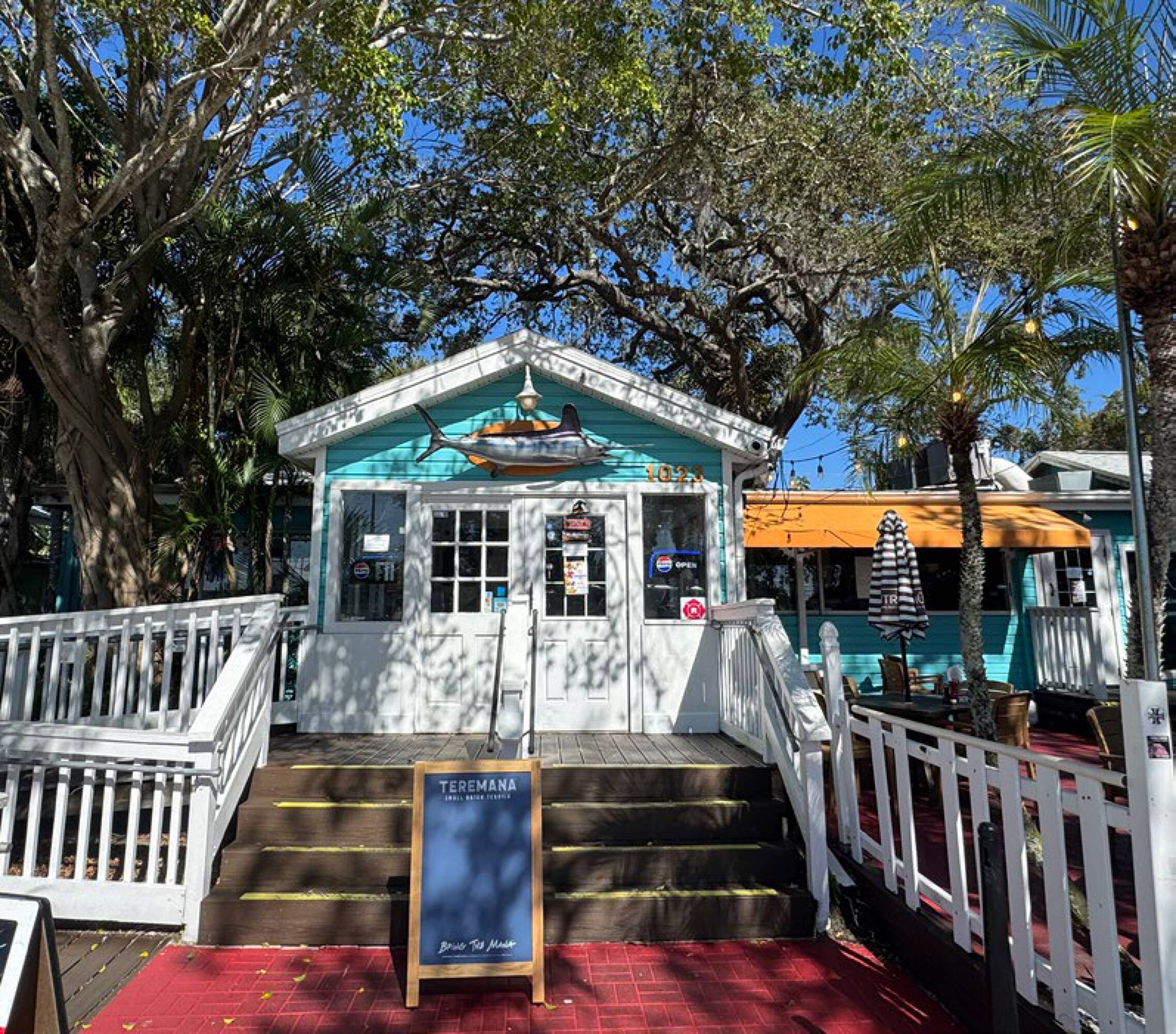 1019 Florida Ave, Palm Harbor, FL 34689