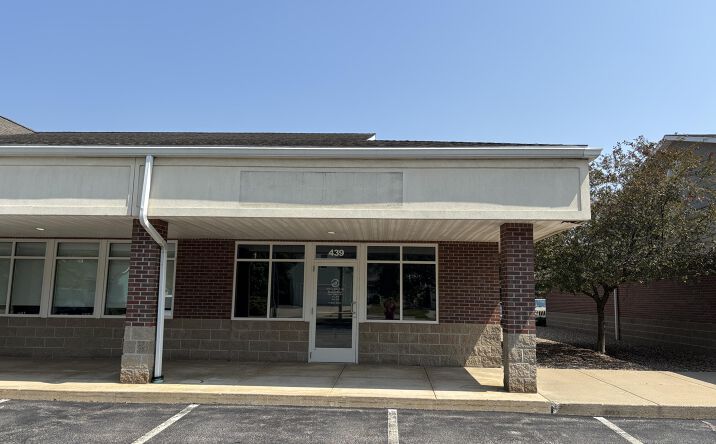 Pictures of Office, Retail, Special Purpose property located at 439 Upton Drive 6, St. Joseph, MI 49085 for sales - image #1